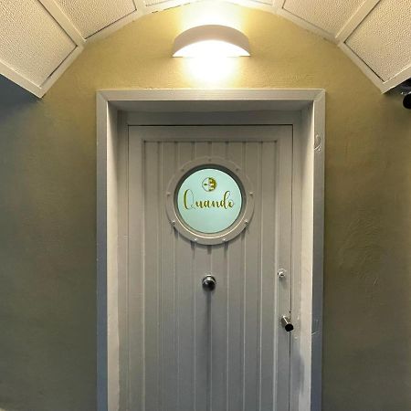 Yes I Know My Room - Mini Room Martiri نابولي المظهر الخارجي الصورة
